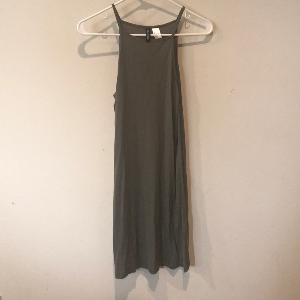 Green dress